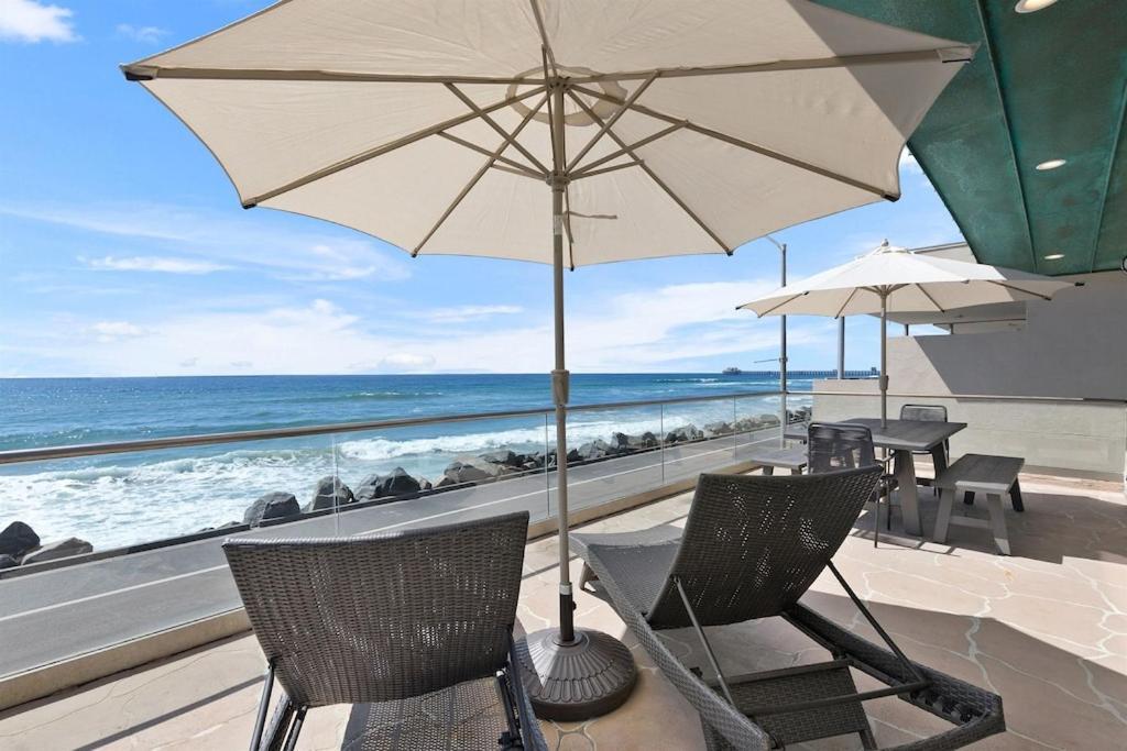 Oceanfront, Private Patio, Bbq, On The Strand Villa Oceanside Exterior photo